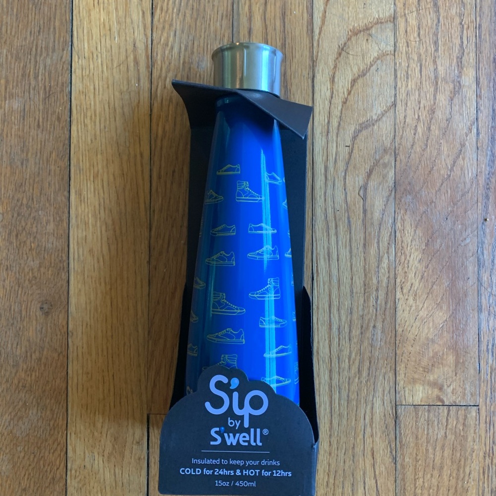 Swell thermos